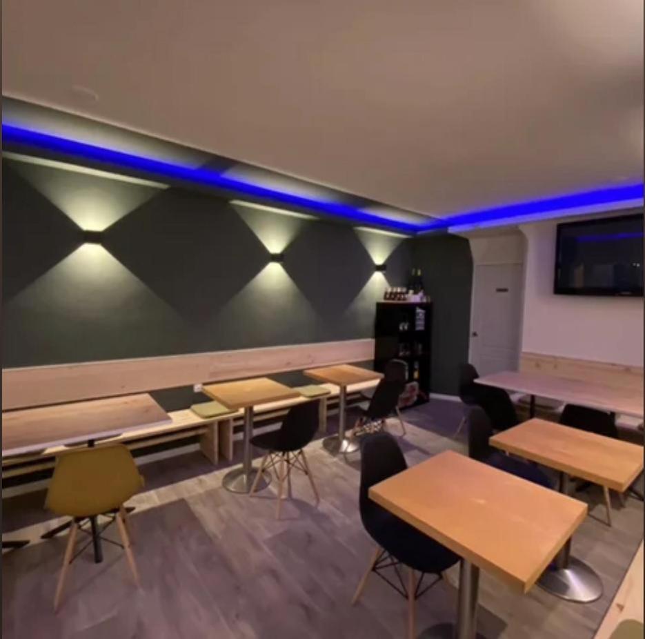 Oliveta Hostel *